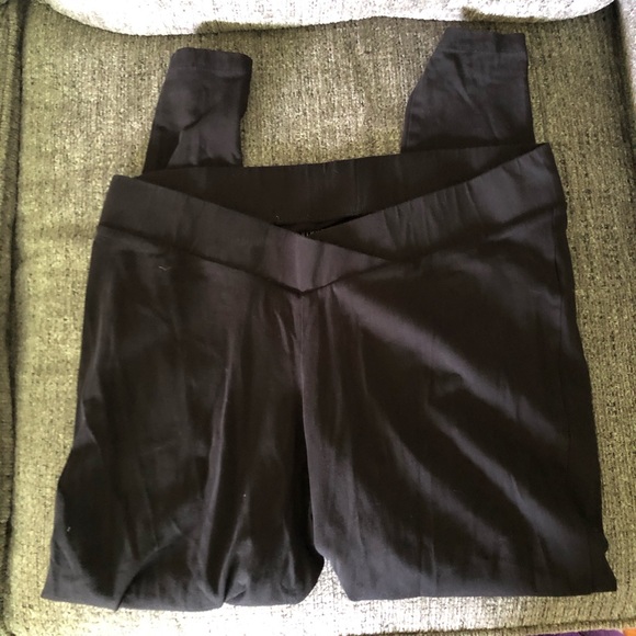 Bumpstart Capris - Picture 2 of 3